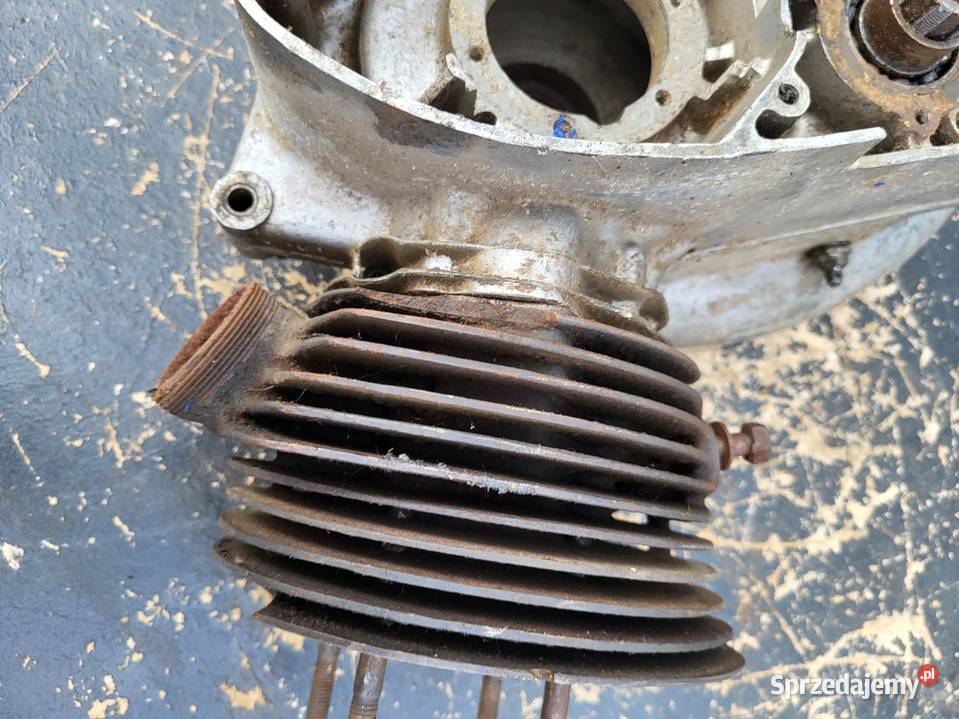 DKW RT 200 RT 250 RT 175 KARTERY SILNIK CYLINDER śląskie Rybnik sprzedam