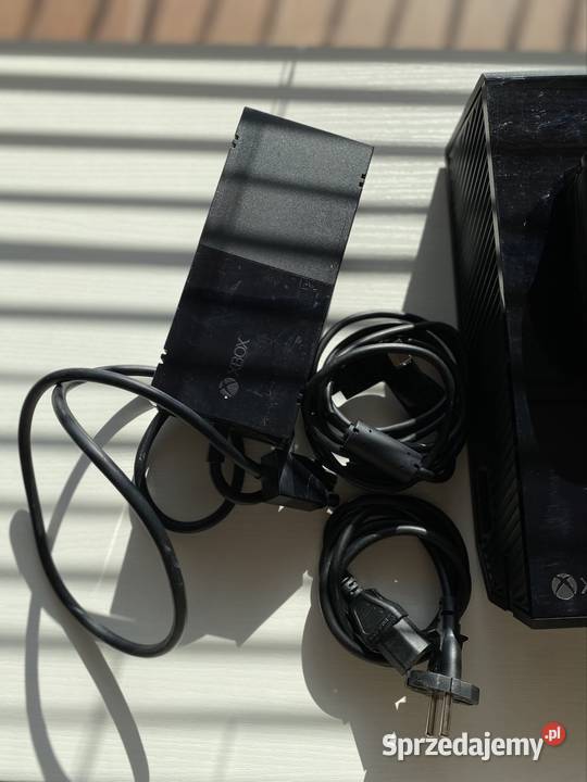 Xbox One 500GB Pad 2 Gry FIFA 18 Call of Duty Siedlce