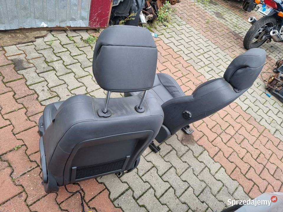 FOTEL PRZÓD PRAWY PASAŻERA PEUGEOT 3008 I LF wielkopolskie