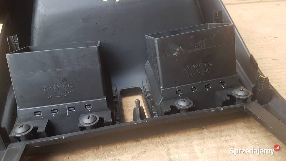 Suzuki Ignis II MH 0410 ramka radia 2din kratki Legnica sprzedam