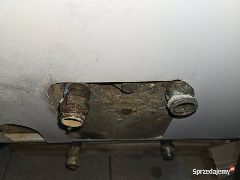 Sprzedam zasobnik na wodę do pieca 100l Pozostałe mazowieckie Podkowa Leśna