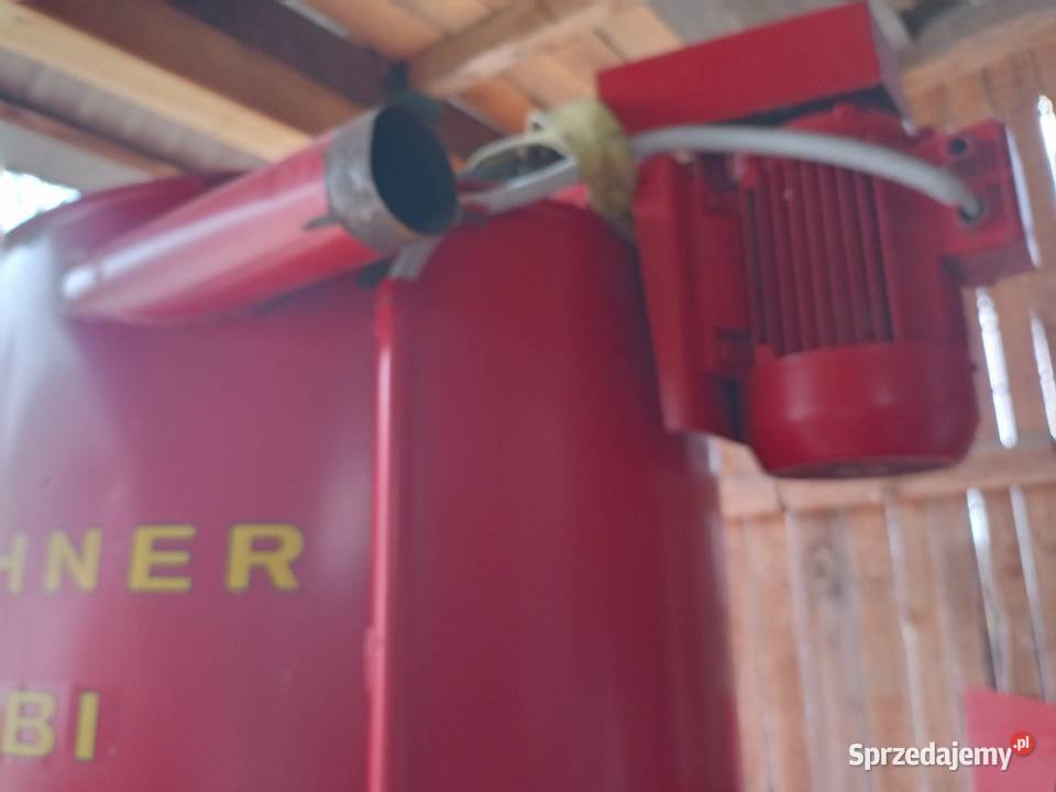 Mieszalnik pasz Rolnictwo Bochnia sprzedam