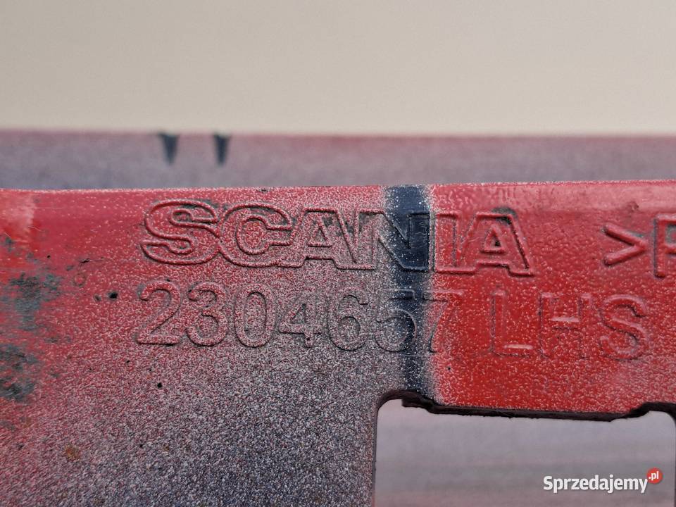 SCANIA R S LISTWA NAKŁADKA BŁOTNIKA LEWEGO Bieleń