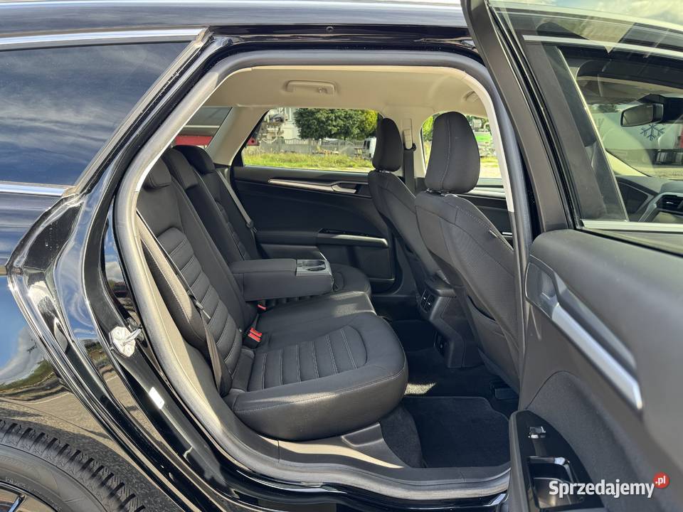 Ford Mondeo 15 BENZYNA Klimatronik Nawigacja ASR (kontrola trakcji) Konin