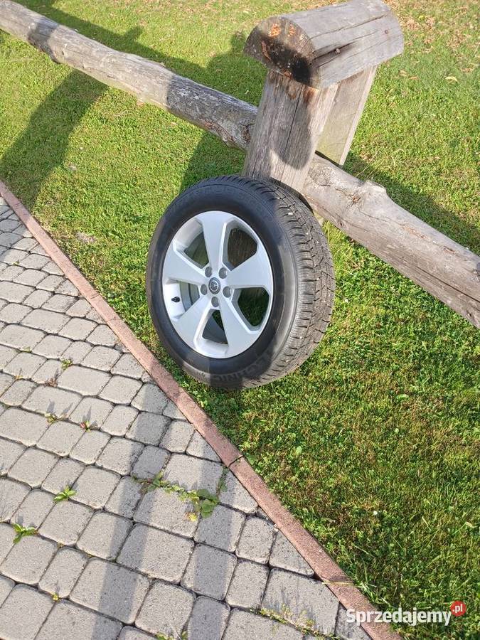 Felgi z oponami zimowymi 17 mokka astra j