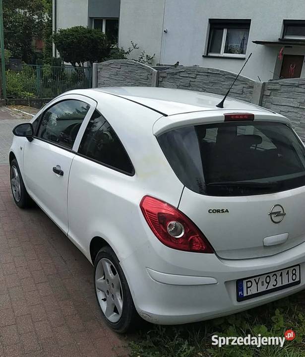 Corsa 10 2009 zarejestrowana sprawna Poznań sprzedam