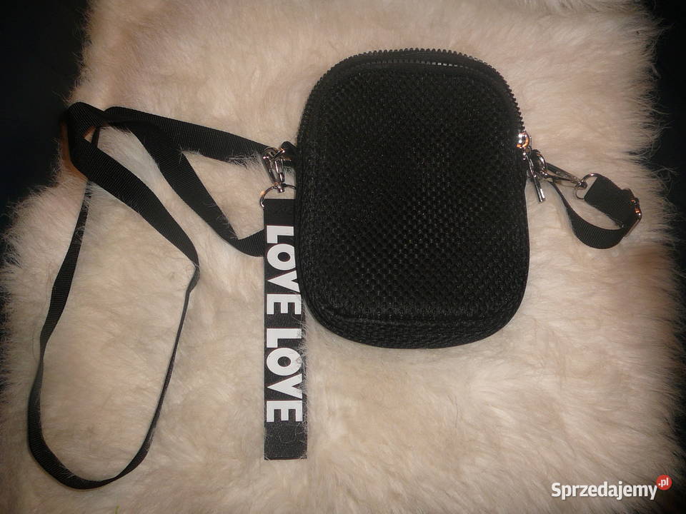 Nowa mała torebka czarna Love dolnośląskie Wrocław sprzedam