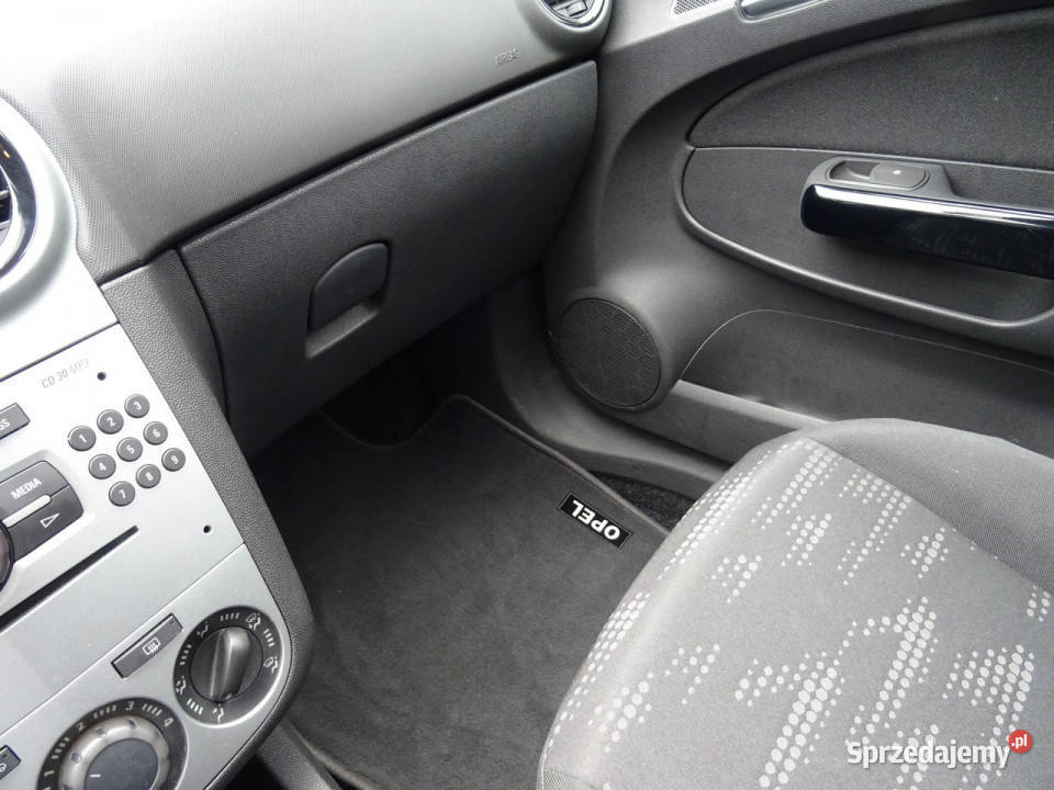 Opel Corsa 12 86KrajowaSerwisowana w ASO5 ESP Łódź