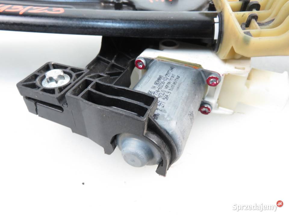 PODNOŚNIK SZYBY PRAWY TYLNY BMW F10 7208018 Mechanizmy opuszczania szyb