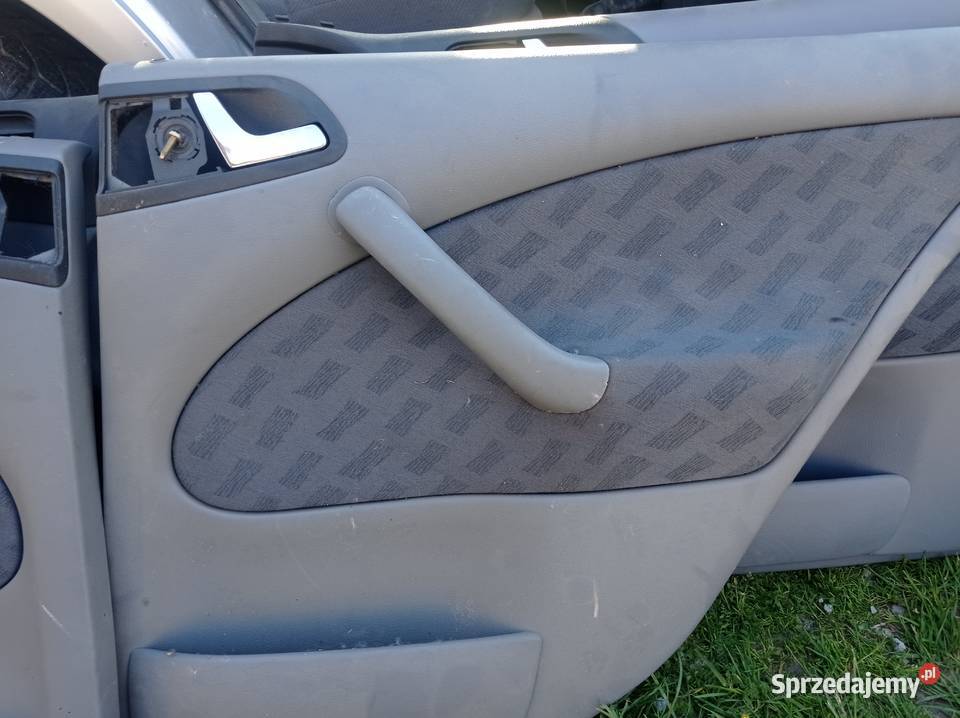 skoda octavia fotele siedzenia boczki osobowe Kielce