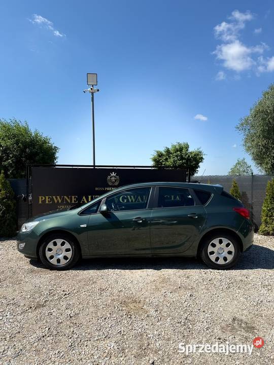 Opel Astra J 17 CDTI 110 2010r 264 Gwarancja na Śrem