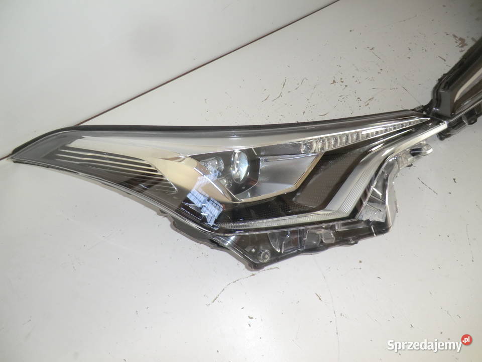 Toyota CHR LAMPY PRZÓD 81110F417000 Krzeszowice