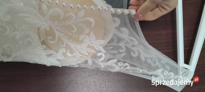 Suknia Ślubna z Salonu w Łodzi Zduńska Wola