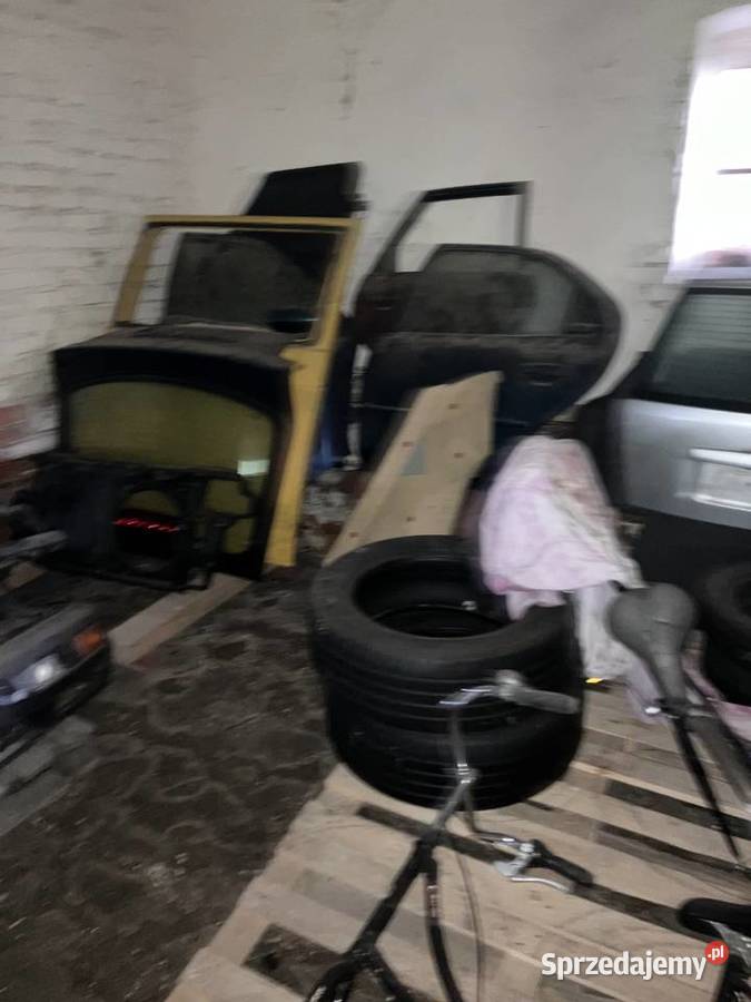 części samochodowe atrapa maska kołpak klapa Pozostałe