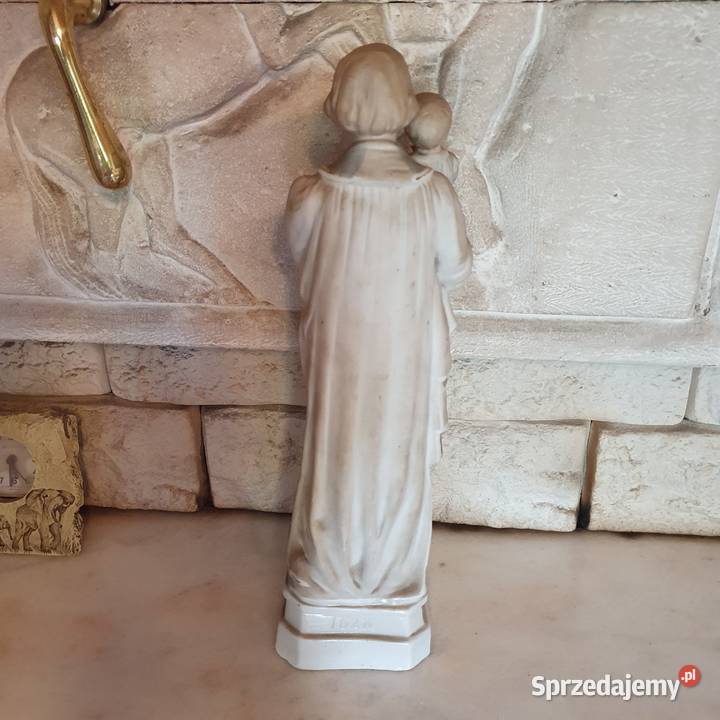 Figura z porcelany 2 34