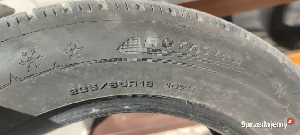 Opony Dunlop Winter Sport 5 SUV 23560R18 zimowe 18cale