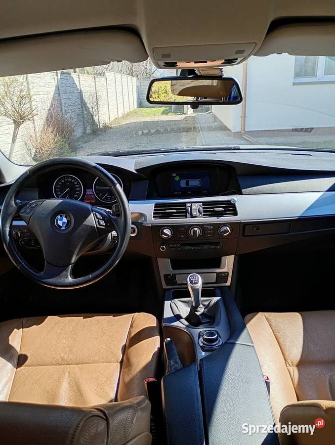 BMW 5 e61 520d 2009r uszkodzona