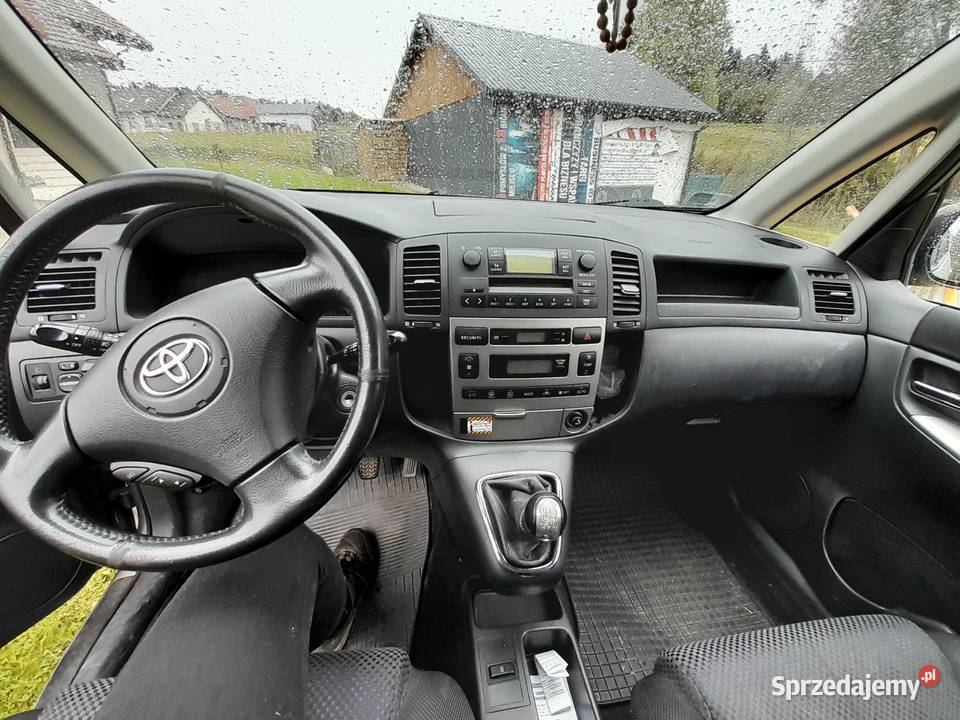 Sprzedam toyota Corolla verso Łętownia sprzedam