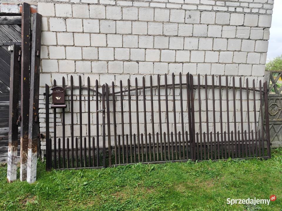Brama dwuskrzydlowa łódzkie Aleksandrów Łódzki