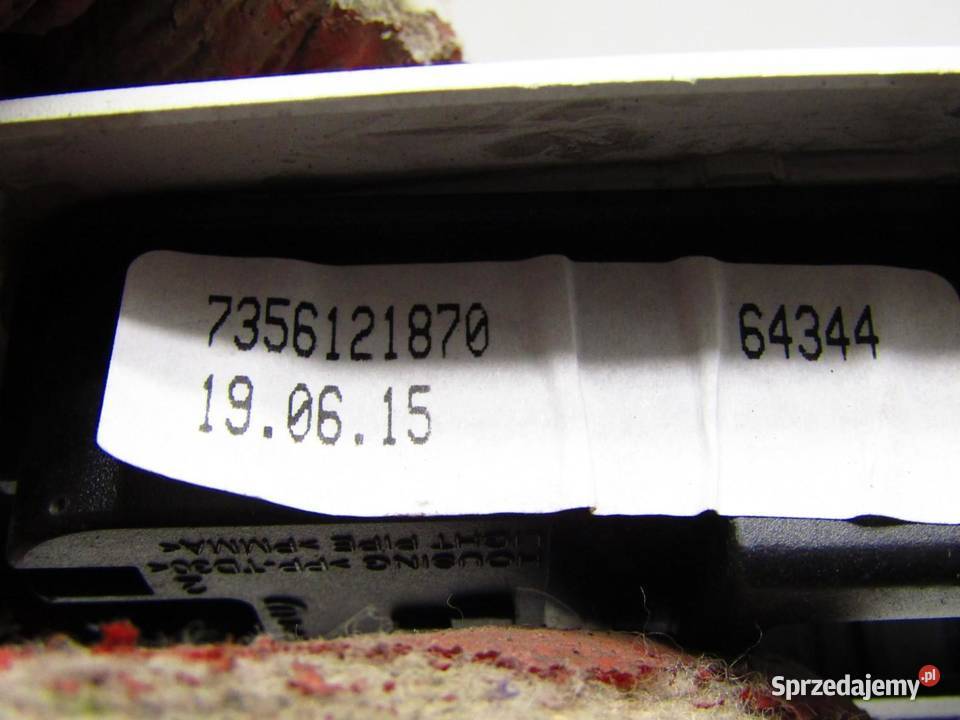 LAMPKA OŚWIETLENIE WNĘTRZA KABINY JEEP RENEGADE