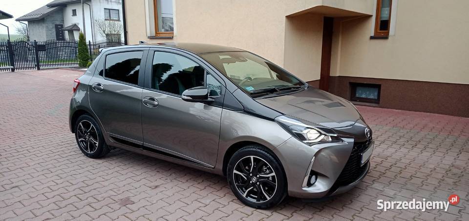 Toyota Yaris 15Przebieg 11 1 Właś Salon Polska małopolskie