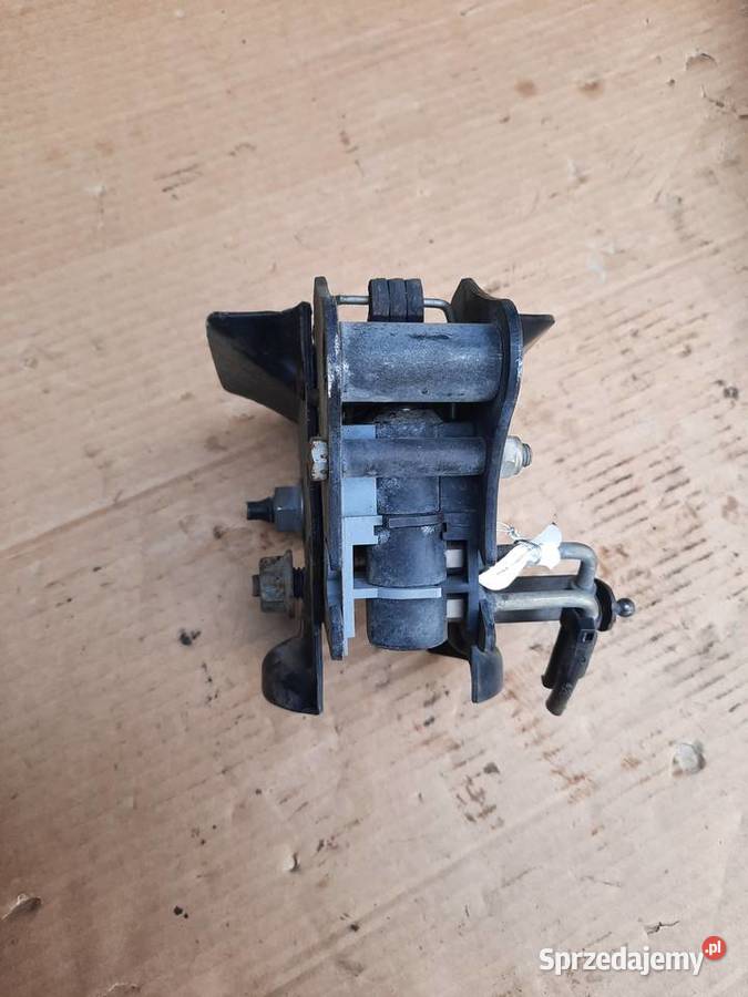 Zamek mocowanie kabiny Volvo FH 4 Karoseria sprzedam