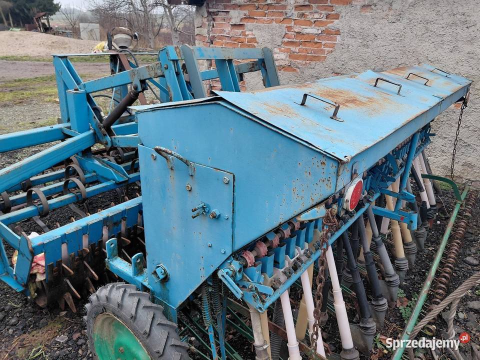 Agretat uprawowosiewny Siewniki i sadzarki