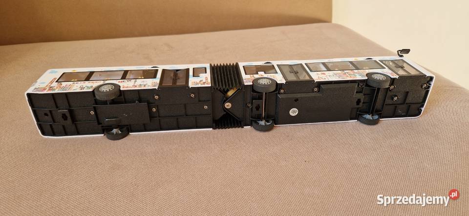 trolejbus autobus dźwięk otwierane drzwi 3 lata+