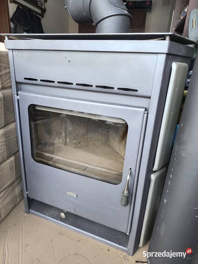 Kominek narożny wolnostojący Rożnów