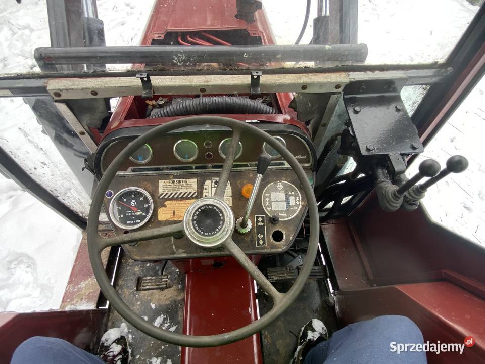 International 574 Piaski