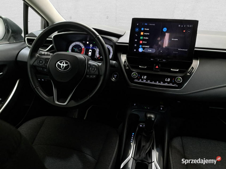 Toyota Corolla Seria E16 2012 Komorniki sprzedam