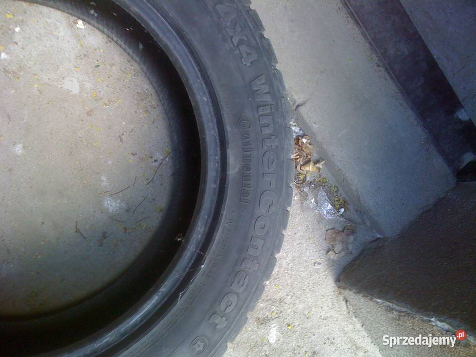 Opony zimowe 235 55R17 4 5mm Continental