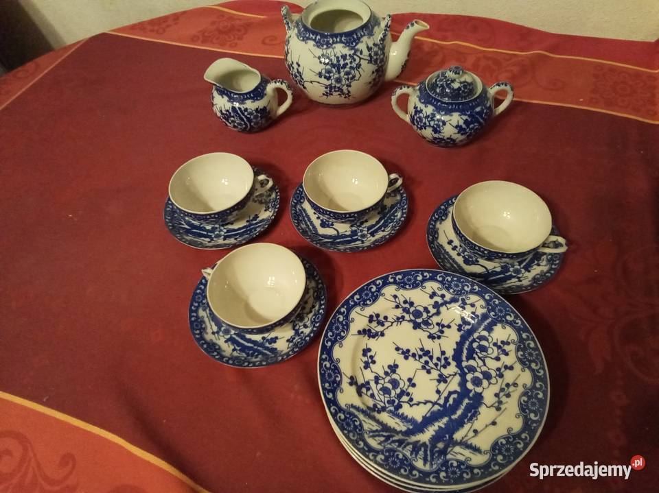 Porcelanowy serwis do herbaty lata 50te Warszawa