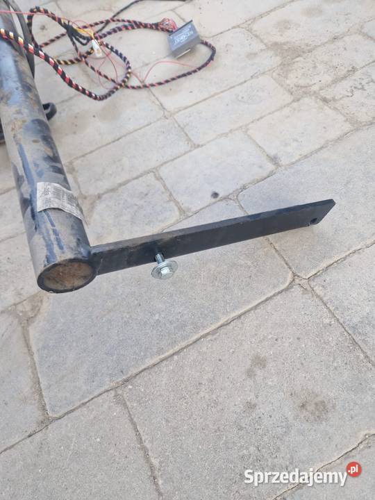 Hak holowniczy z modułem Passat B6 kombi