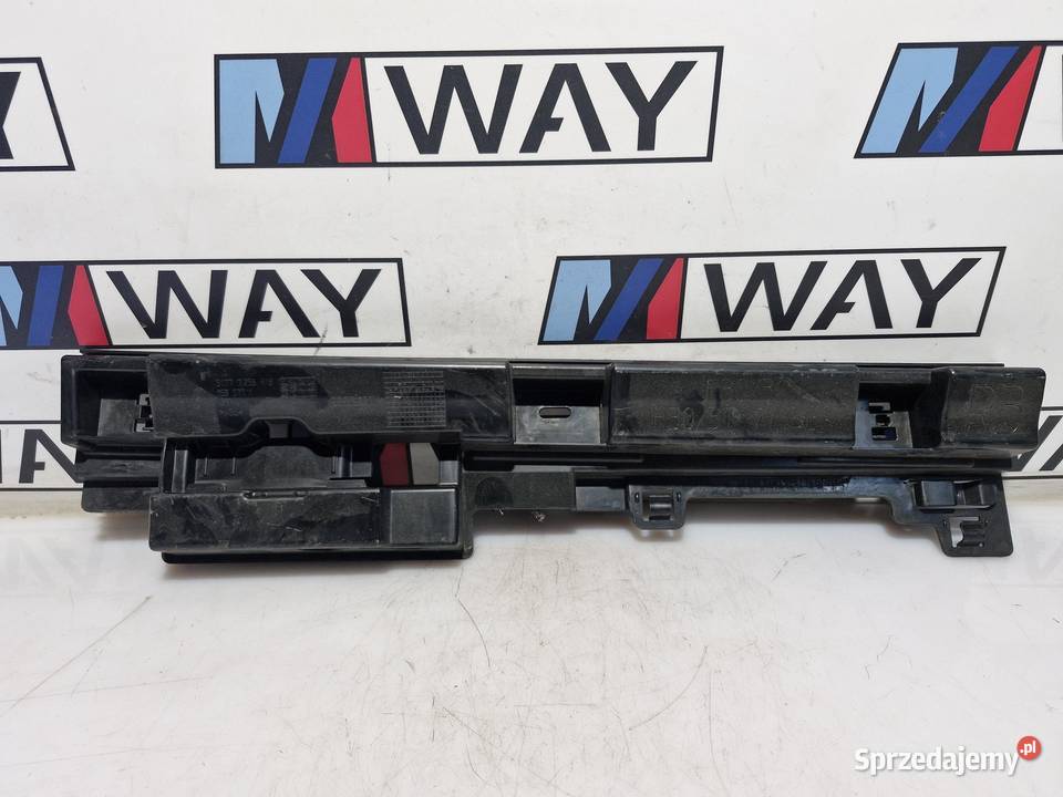 7256918 BMW F30 F31 MOCOWANIE ŚLIZG LISTWY