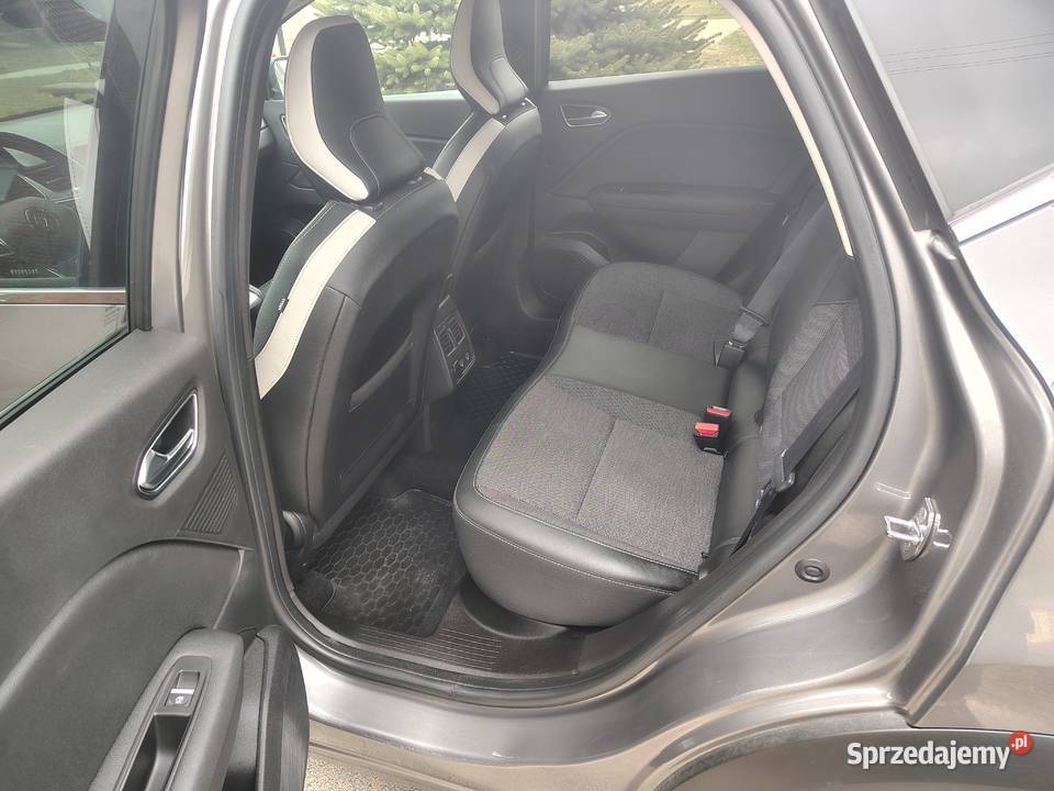 sprzedam Renault Captur II 22 przebiegu Automat