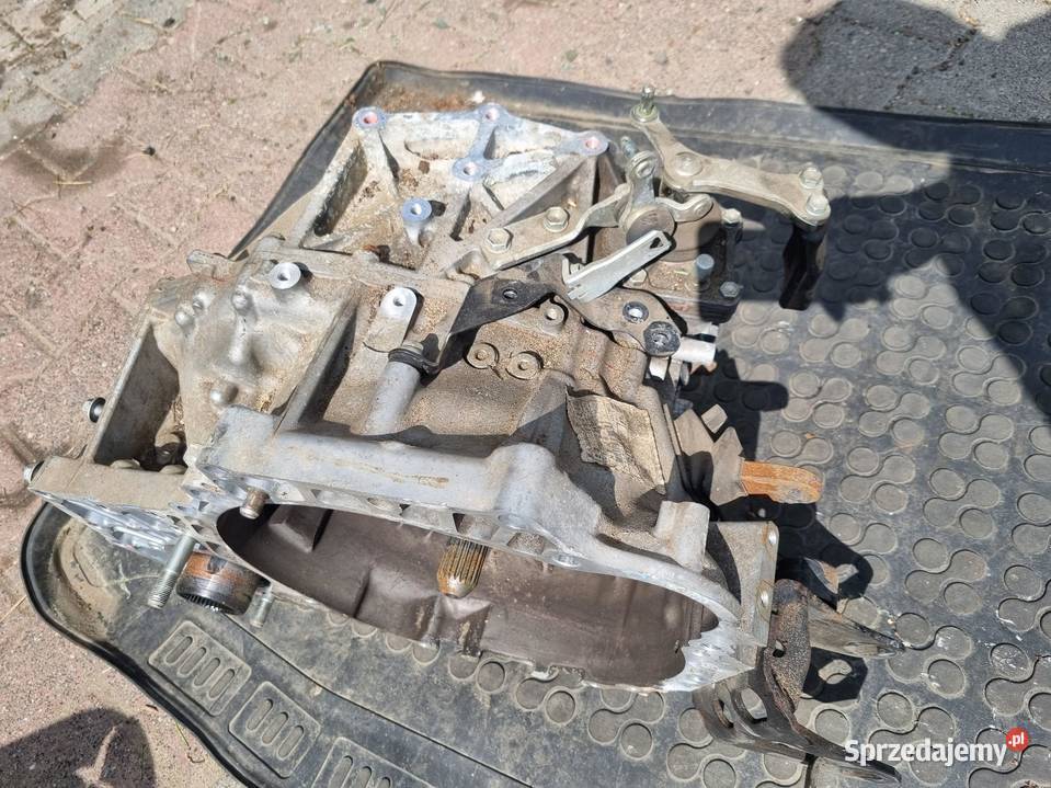 SKRZYNIA BIEGÓW TOYOTA RAV4 IV 4 DCAT 22 15R wielkopolskie
