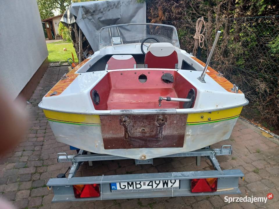 łódź motorowa z przyczepką pomorskie Wiślinka sprzedam