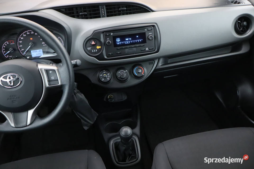 Toyota Yaris 10 VVTi biały Zabrze