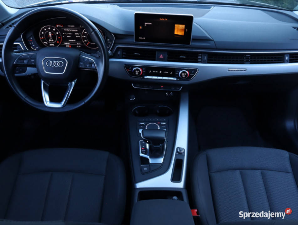 Audi A4 Allroad 45 TFSI komputer pokładowy A4 Allroad