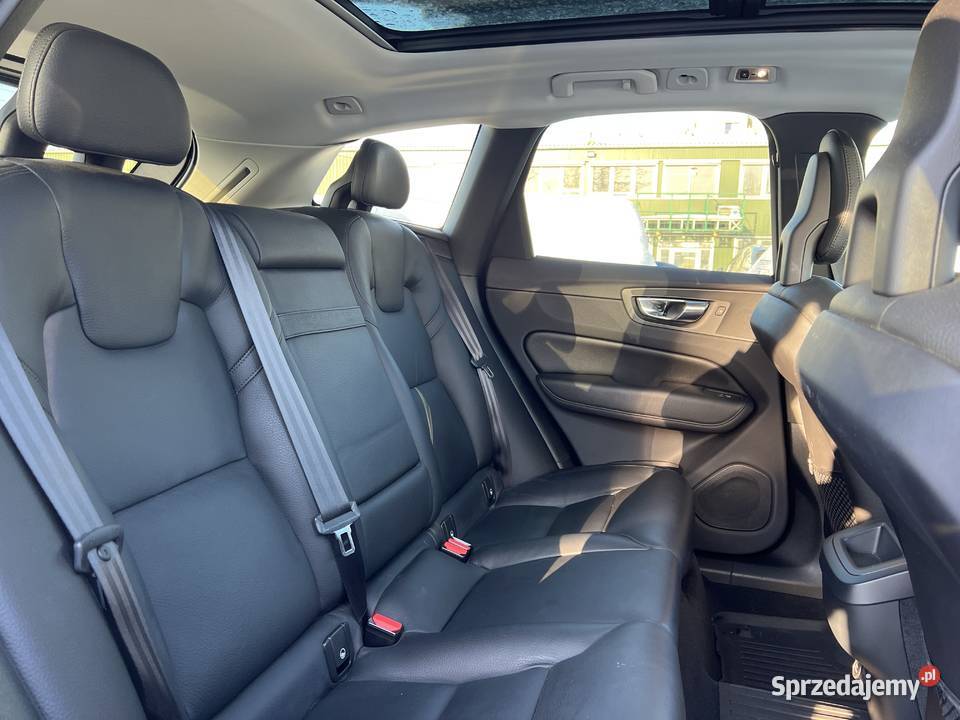 Volvo XC60 2018 SUV Warszawa