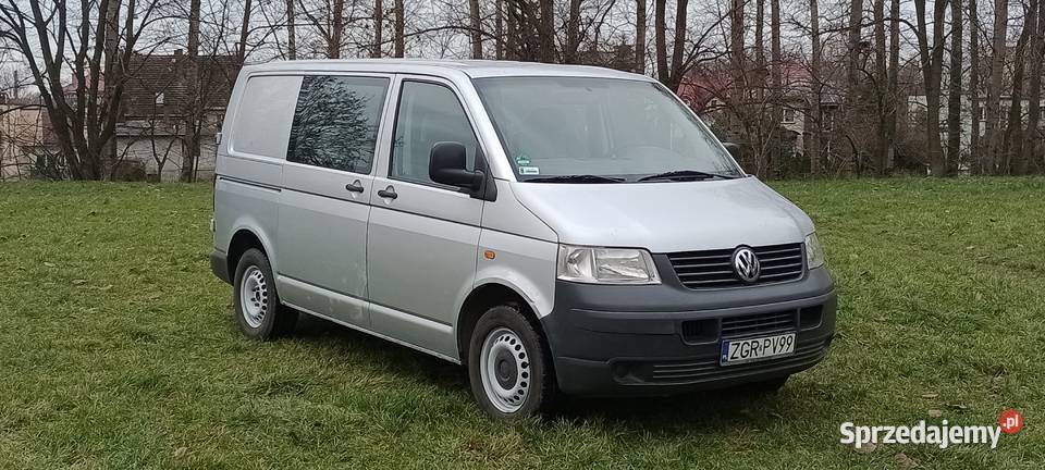 VW T5 Transporter 130 9 osób klima srebrny met 2500cm3 Stargard