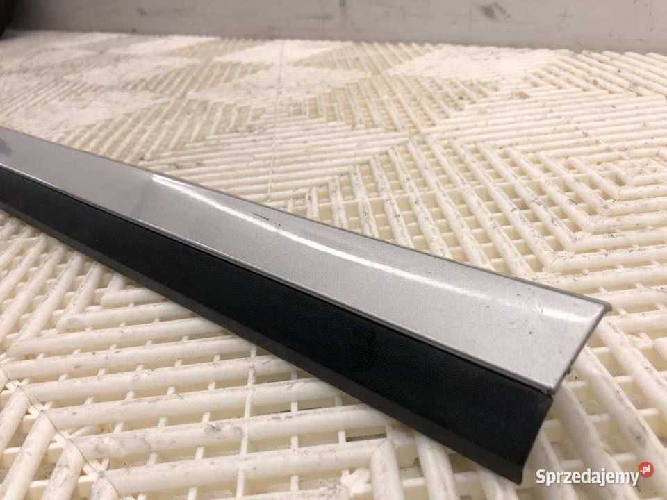 LISTWA DRZWI PRAWY PRZÓD VW PASSAT B8 Kombi Listwy i nakładki sprzedam