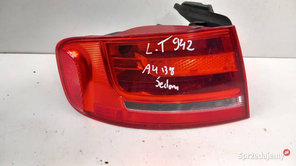 AUDI A4 B8 SEDAN LAMPA TYŁ LEWA osobowe