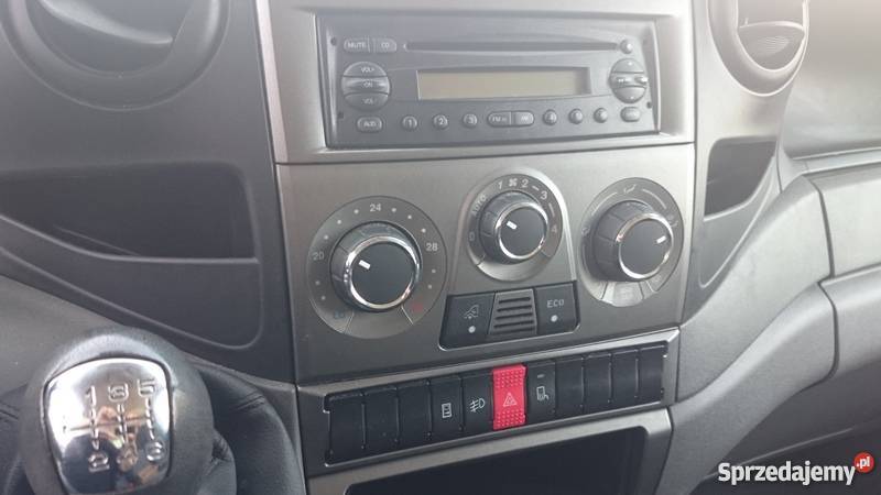 IVECO DAILY 35C15L KONTENER 8 PALET 2013r poduszka powietrzna Suchy Las