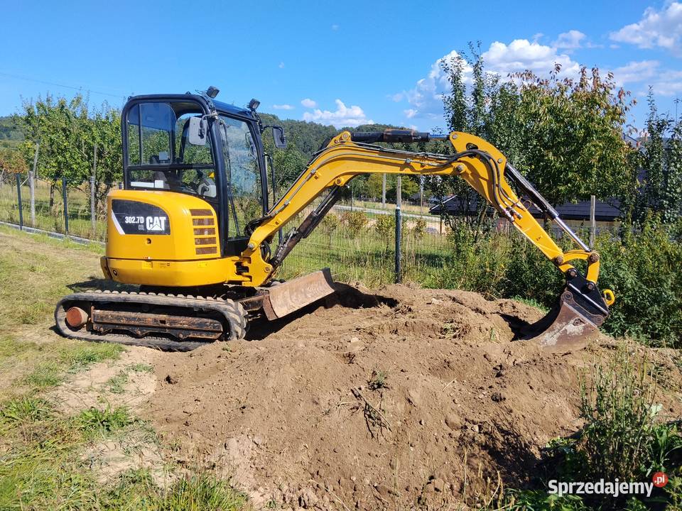 mini koparka caterpillar cat 3027 jcb kubota