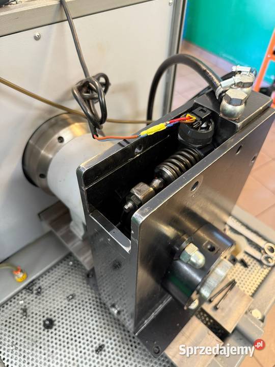 Bosch 038130073AL 0414720039 pompowtryskiwacz do osobowe Markuszów sprzedam