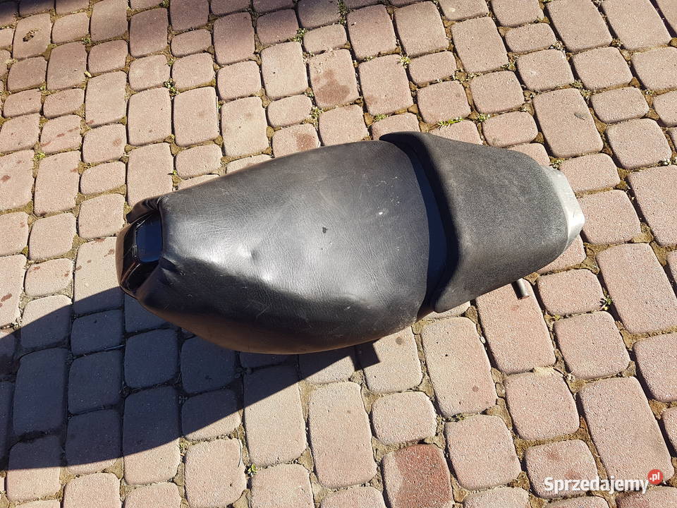 Fotel schowek aprilia sr replica stan black Elementy nadwozia