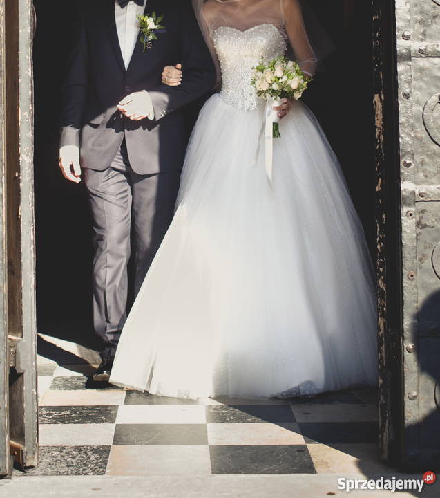 Suknia ślubna princessa z perełkami bolerko welo Kraków