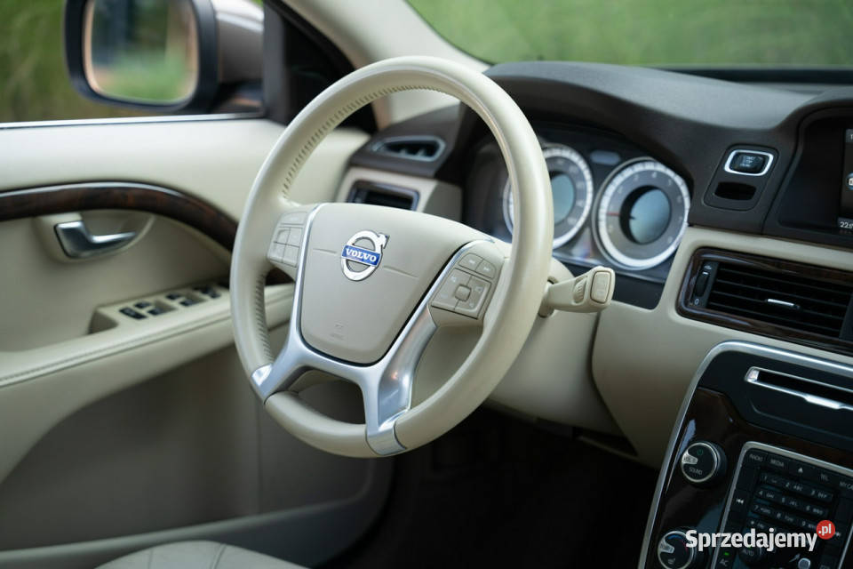 Volvo XC 70 32 AWD 6 cylindrów Jasna skóra ESP Kraków